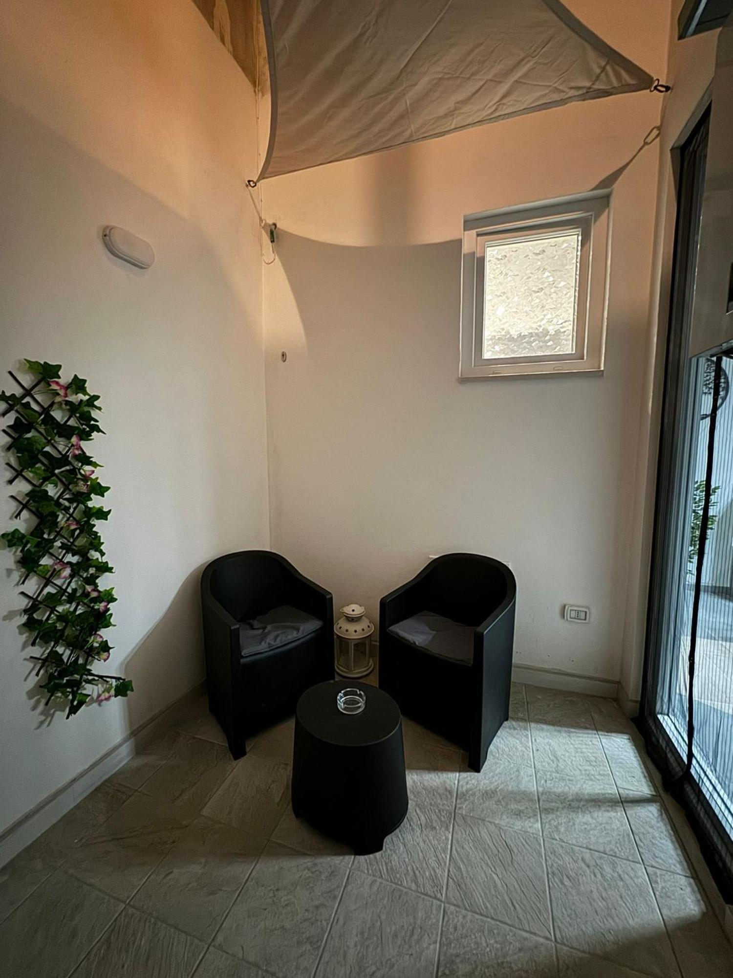 Goodbye Moon Apartment 布林迪西 外观 照片